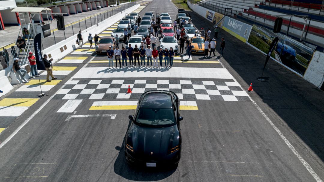 La emoción del Driving Tour & Track Day de Porsche regresa las pistas de Ecuador