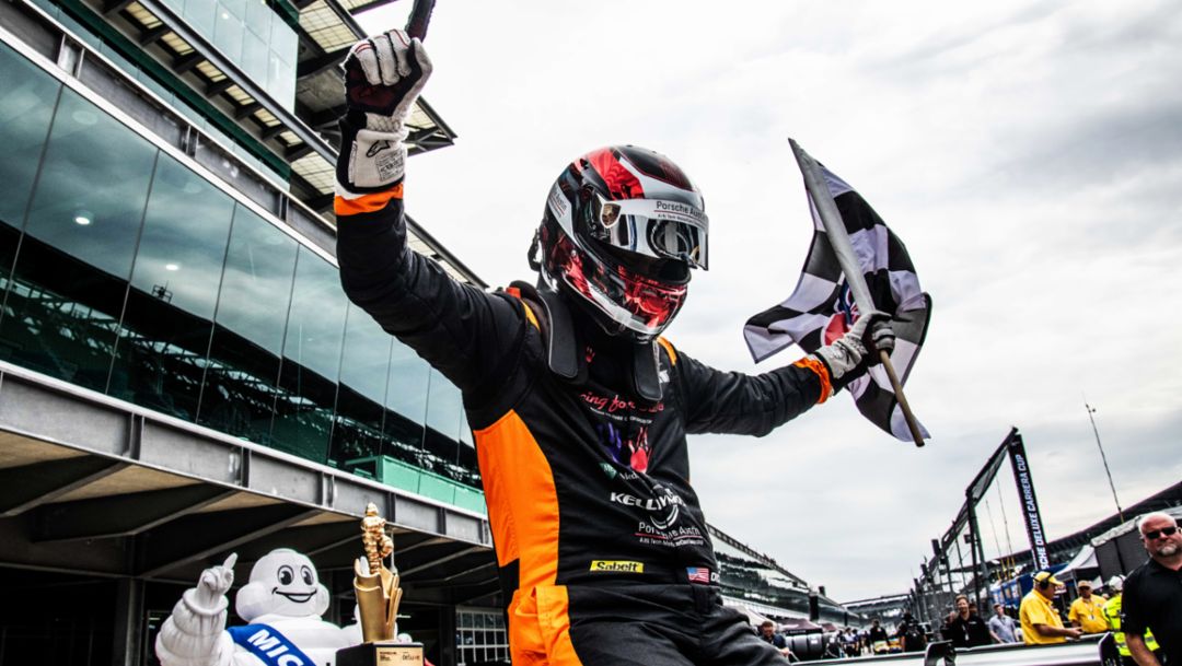 Double victory secures Dickinson 2023 Porsche Deluxe Carrera Cup Championship