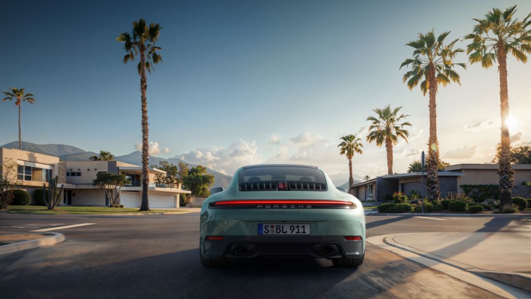 2025 Porsche Carrera 4S