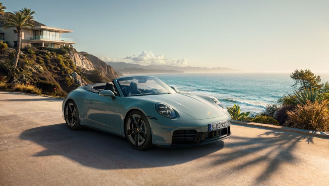 2025 Porsche Carrera 4S Cabriolet