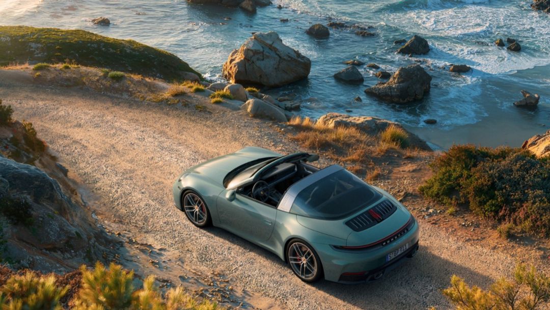 2025 Porsche Targa 4S