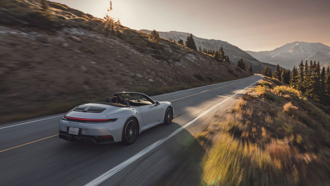 Porsche 911 earns top honors in S&P Global Mobility Automotive Loyalty Awards - Sports Car Segment