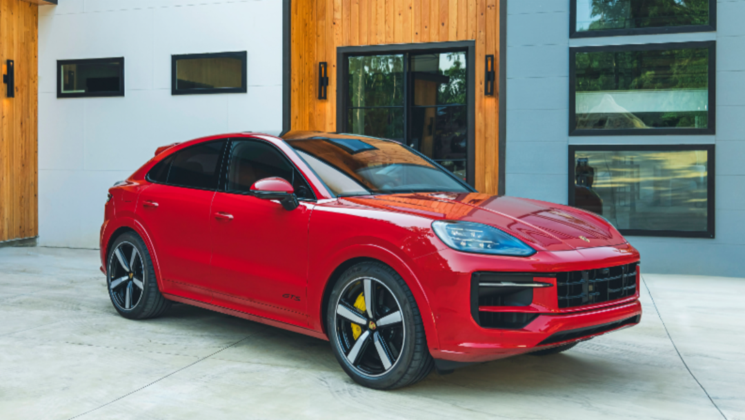 Porsche Cayenne GTS Coupé - Carmine Red
