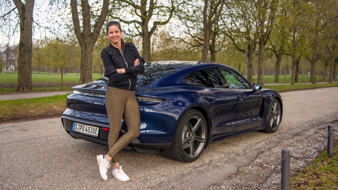 De viaje con un Taycan: Julia Görges prueba Porsche Drive Rental