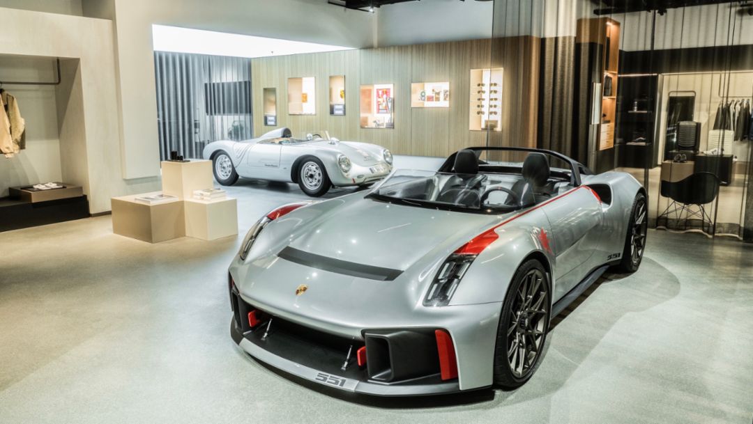Porsche abre una tienda de marca en Stuttgart