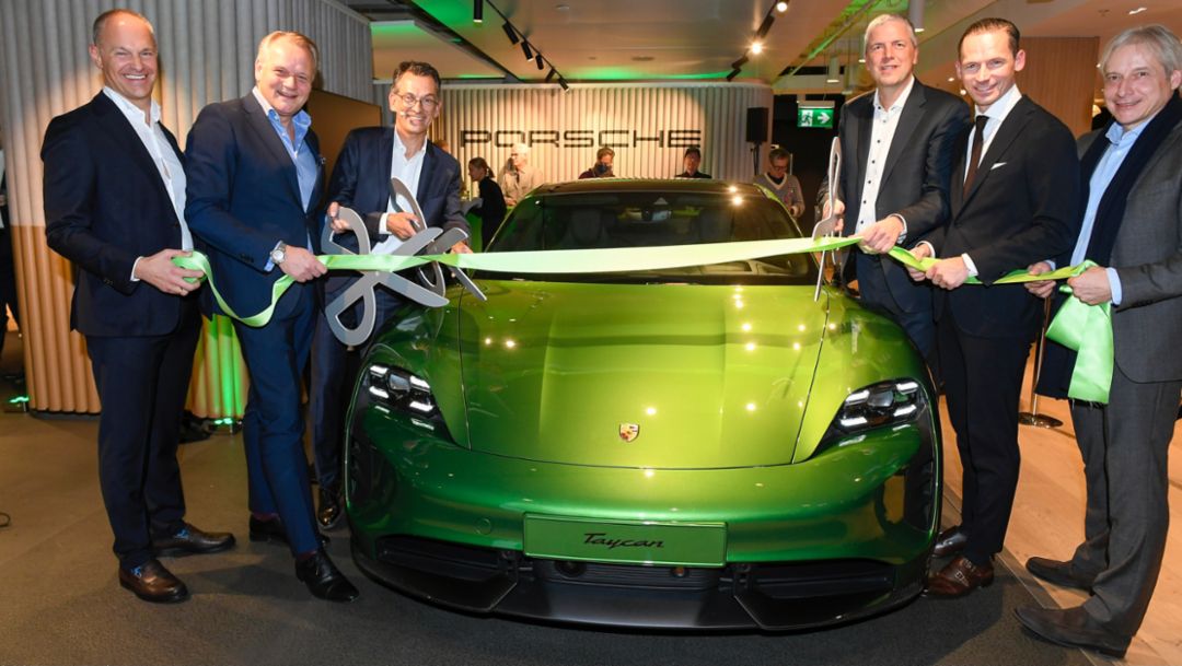 Porsche Sales Pop-up eröffnet im Münchner Oberpollinger