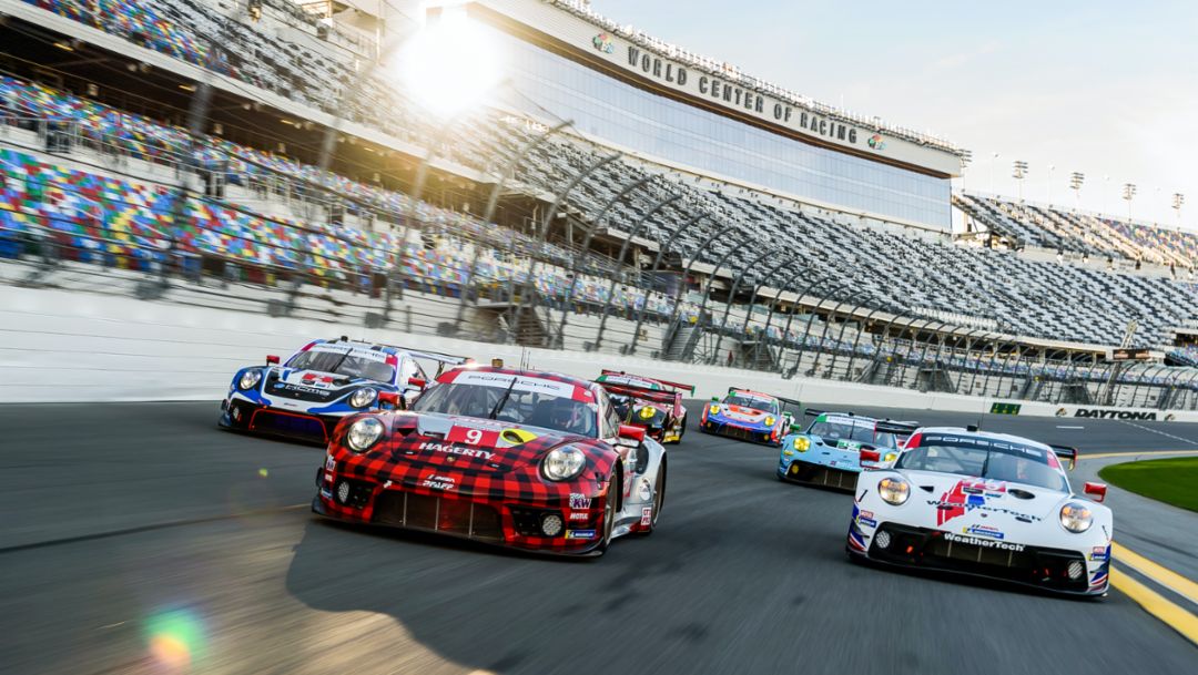 Seven Porsche customer teams fight for class wins at Daytona