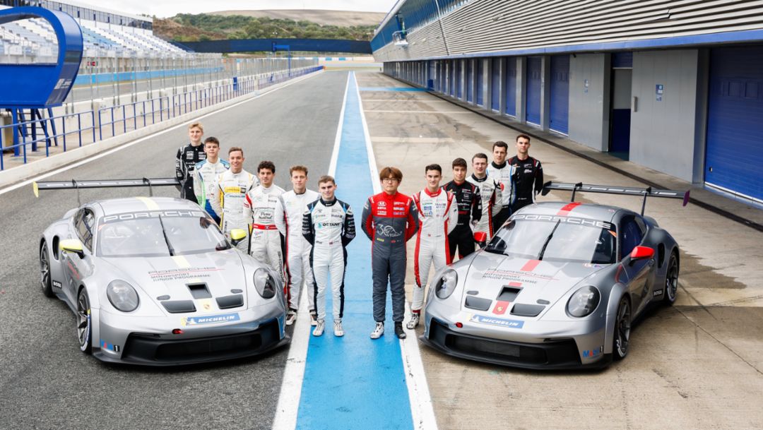 Zwölf Nachwuchs-Rennfahrer wollen der neue Porsche-Junior werden