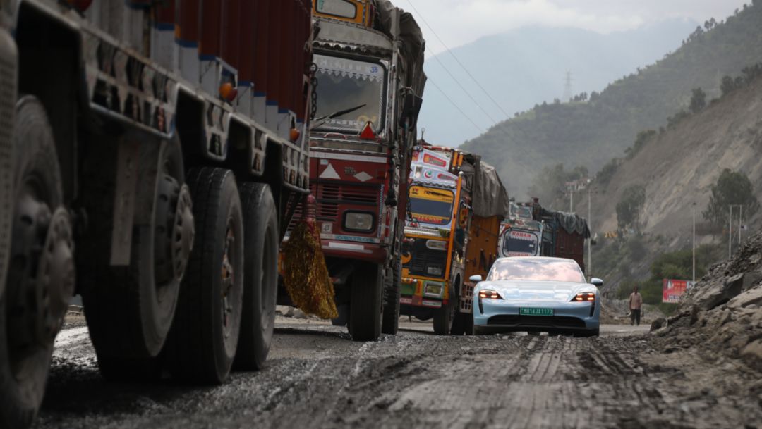 K2K: Ein Porsche Taycan durchquert Indien
