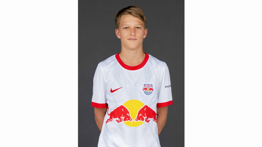 Noah Schiendorfer, U15-Spieler der Red Bull Fußball Akademie, 2022, Porsche AG