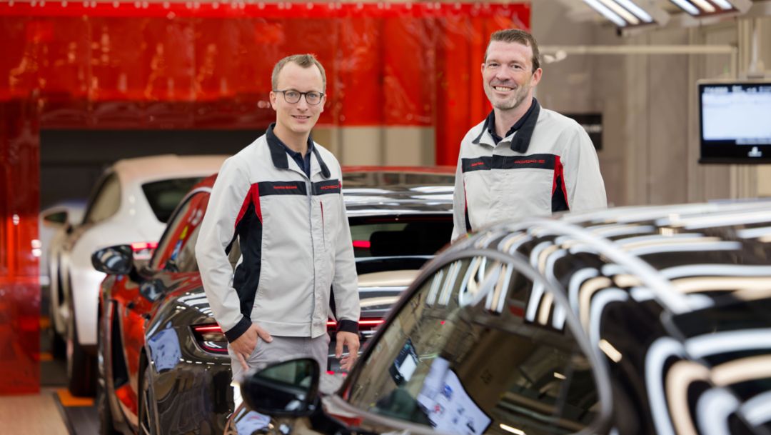 Can managerial positions be shared? Porsche says: yes!