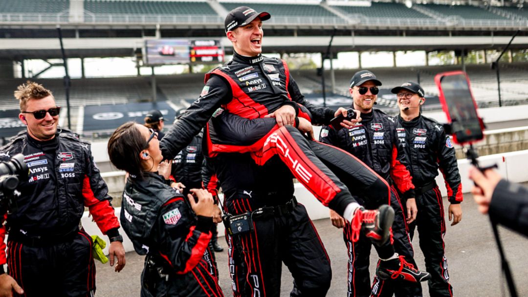 Battle on the Bricks