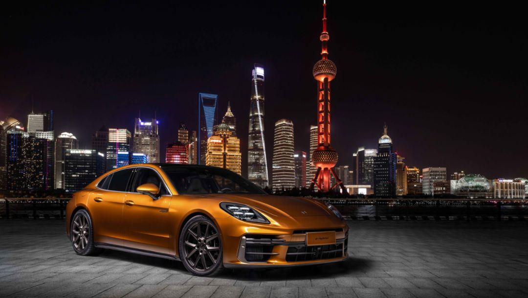 Live-Mitschnitt der Weltpremiere des neuen Panamera aus Shanghai
