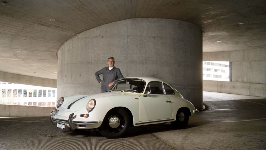 Alfredo Häberli 与苏黎世保时捷中心合作创作了 356 艺术车
