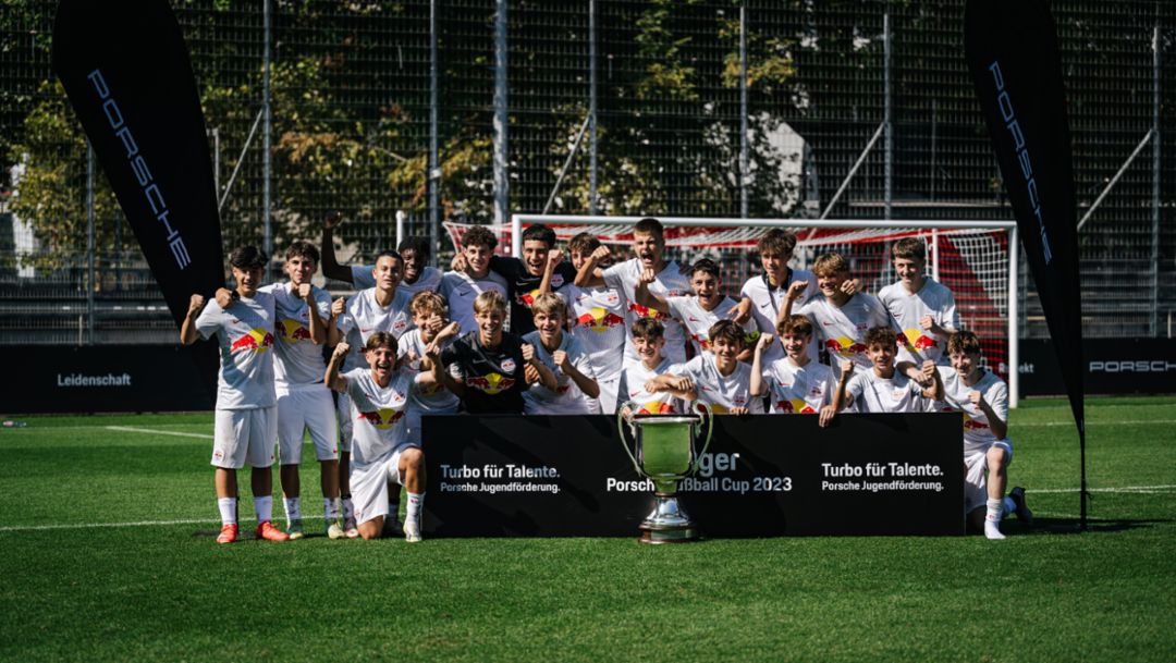 RB Fußball Akademie Salzburg gewinnt dritten Porsche Fußball Cup