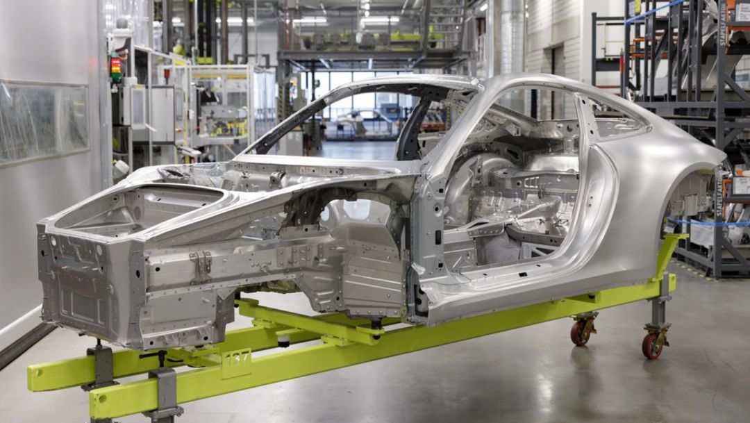 Porsche prevé utilizar acero con baja emisión de CO₂