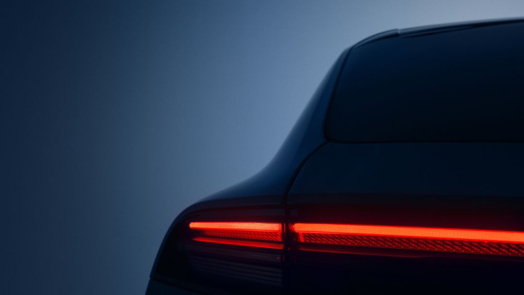 Porsche AG verjüngt Produktpalette und verdoppelt Dividende