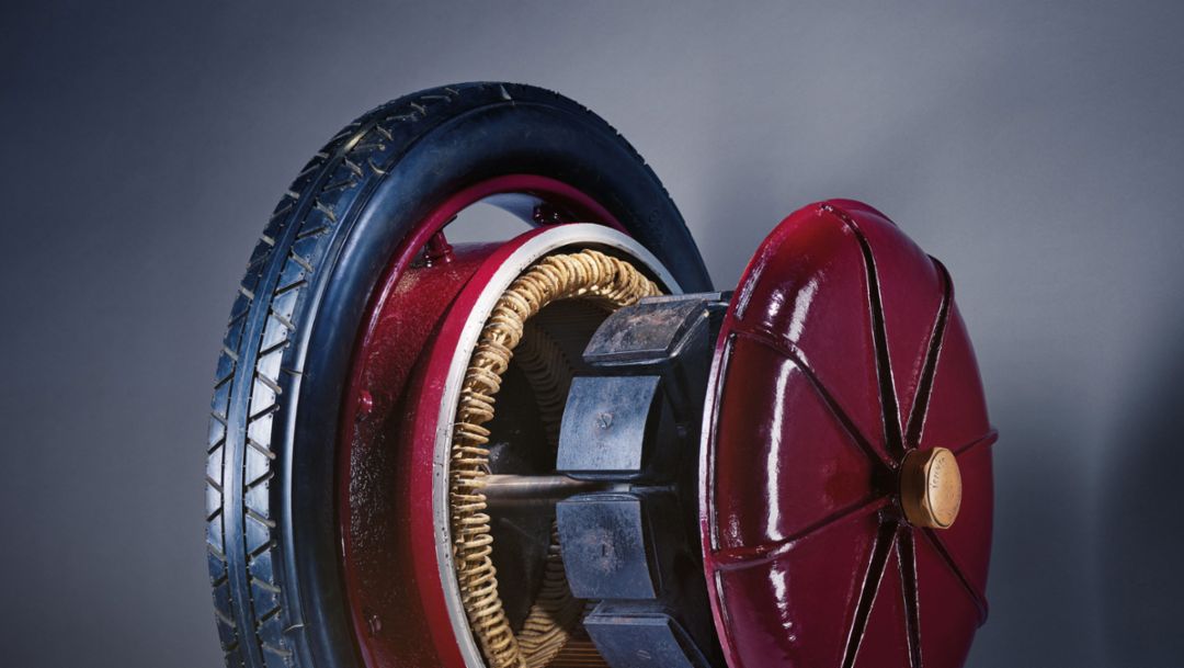 Adelantado a su tiempo: Motor eléctrico en el cubo de la rueda de 1900