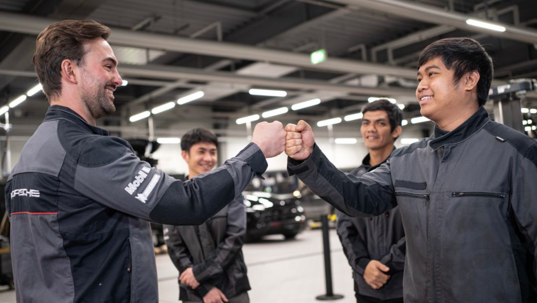 Pilotprojekt zur Fachkräftesicherung im Porsche Zentrum Olympiapark