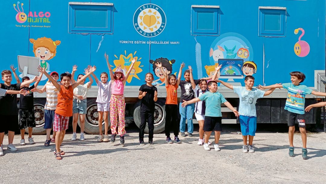 YOU Foundation gives hope in Hatay