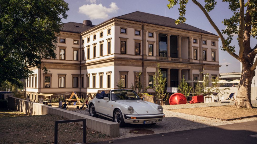 911 Carrera 3.2 Cabriolet (1984), Wilhelmspalais, Stuttgart, 2018, Porsche AG