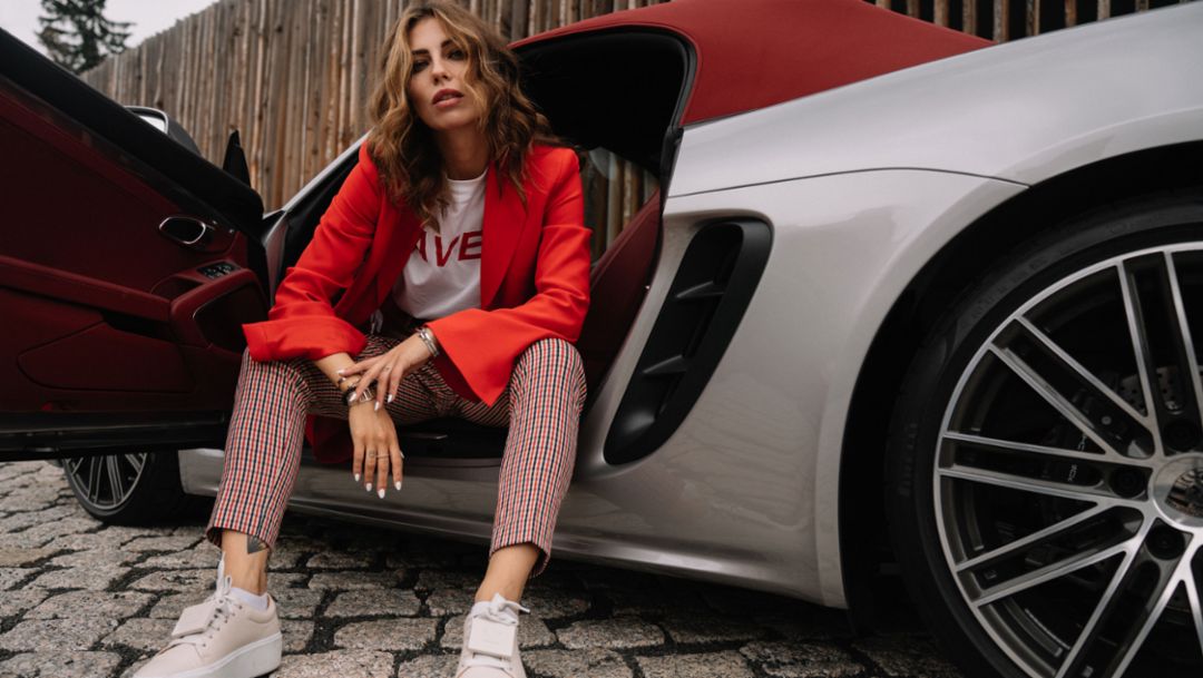 Masha Sedgwick, fashion blogger, 718 Boxster, 2018, Porsche AG