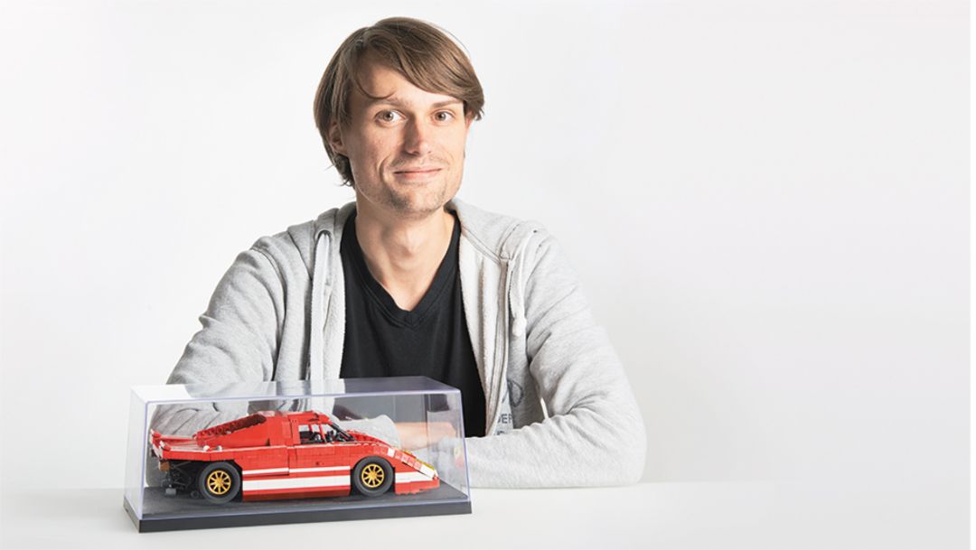 Porsche-Fahrzeug als Lego-Modell