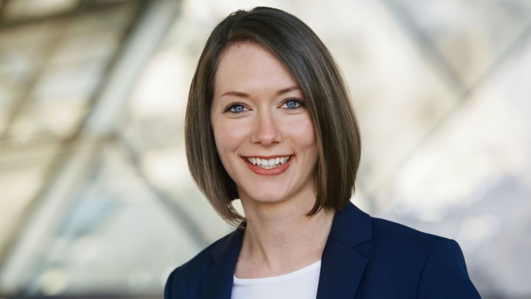 Tanja Deutschenbaur, Pressesprecherin für das Vorstandsressort Finanzen und IT sowie für Porsche Digital, 2018, Porsche AG