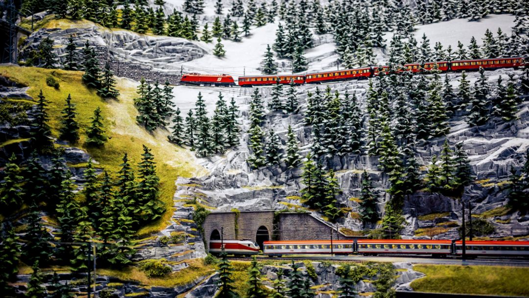 Märklin model train, Alps in miniature, TraumWerk, 2016, Porsche AG