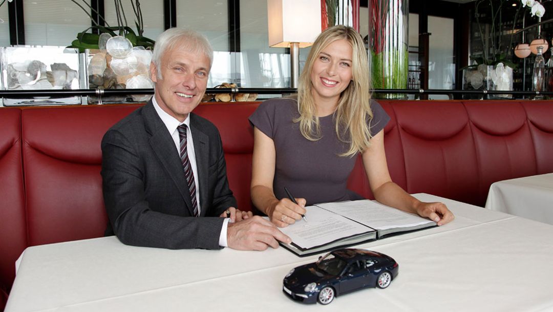 Maria Sharapova, brand ambassador, Matthias Mueller, CEO, 2013, Porsche AG