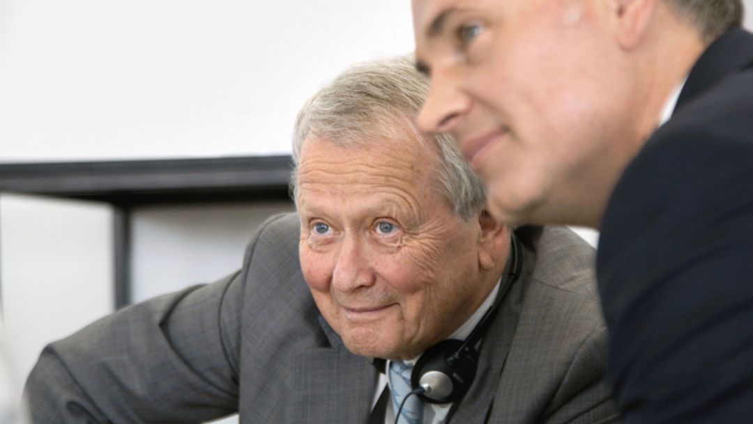Dr. Wolfgang Porsche, Presidente del Consejo de Supervisión, y Oliver Blume, Presidente del Consejo Directivo (izq. a der.), 2018, Porsche AG