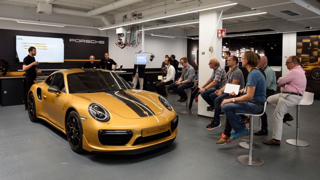 911 Turbo S Exclusive Series, Presse-Workshop, Stuttgart, 2017, Porsche AG