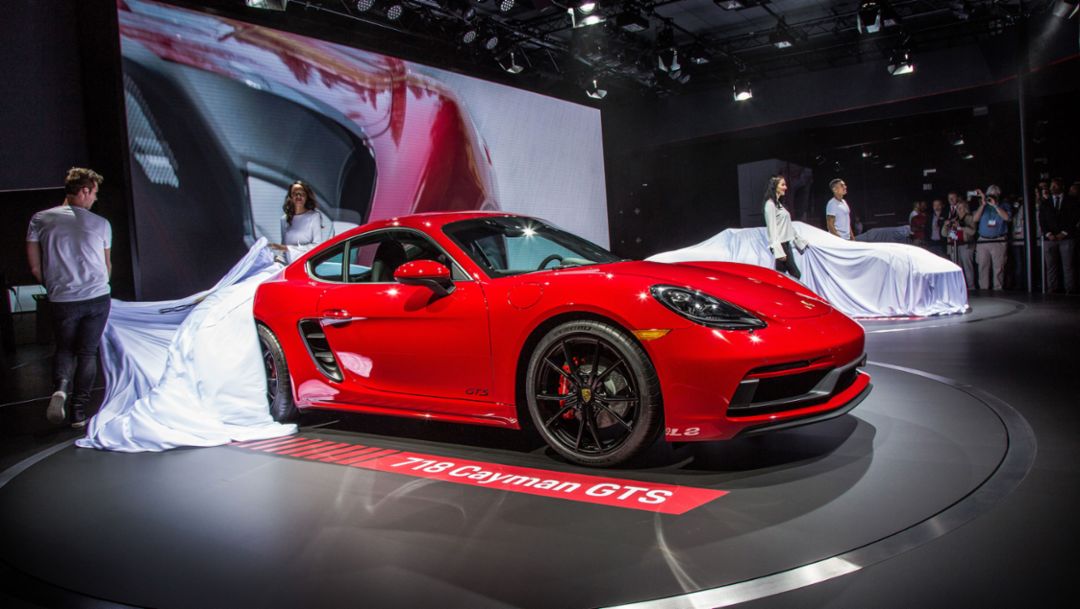 Porsche at the Los Angeles Auto Show 2017 - Porsche Newsroom