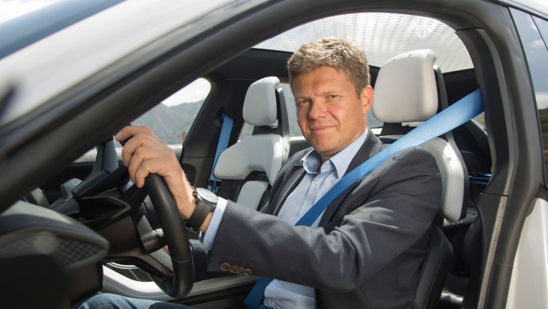 Stefan Weckbach, Head of the BEV Model Series, Mission E Cross Turismo, California, 2018, Porsche AG