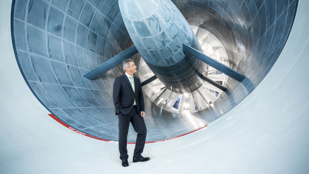 Michael Pfadenhauer, Director aerodynamics & thermal-management, wind tunnel, Weissach, 2014, Porsche AG
