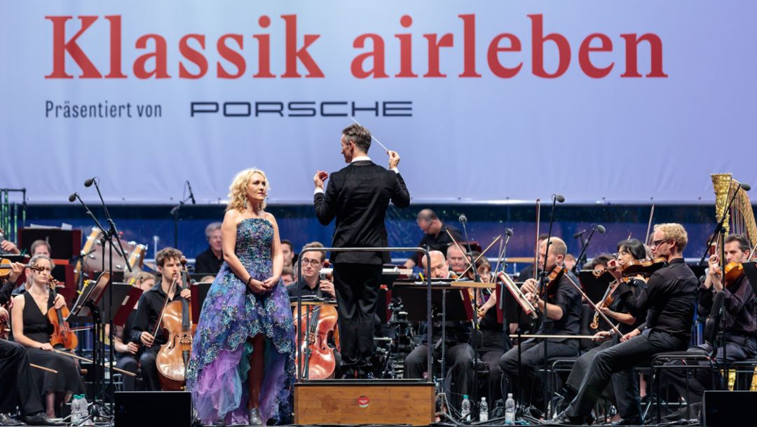 Simone Kermes, Sopranistin und Alexander Shelley, Dirigent, Leipziger Rosental, 2016, Porsche AG