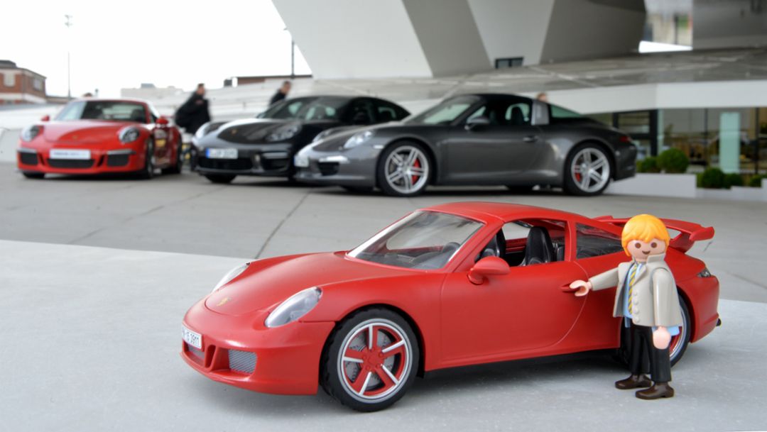 So entstehen die Miniatur-Porsches von Playmobil