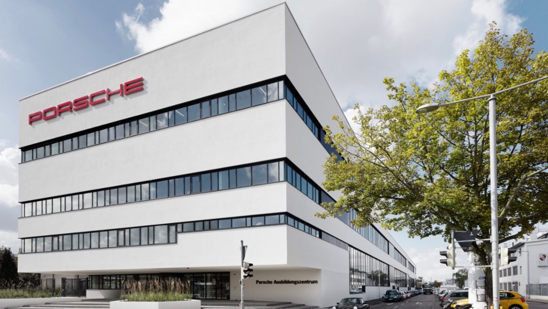 Porsche training center, Zuffenhausen, 2017, Porsche AG