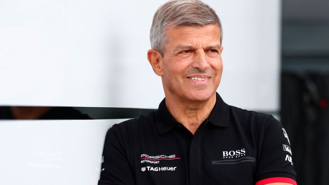 Fritz Enzinger îi predă ștafeta Porsche Motorsport lui Thomas Laudenbach