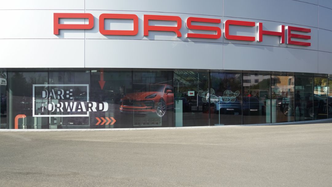 După lansarea în cadrul Transylvania Open, noul Porsche Macan a ajuns la Centrul Porsche București