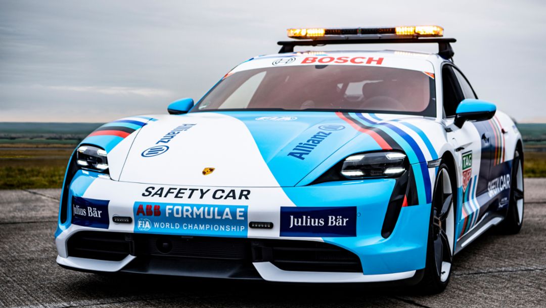 Porsche Taycan a fost prezentat ca noul Formula E safety car