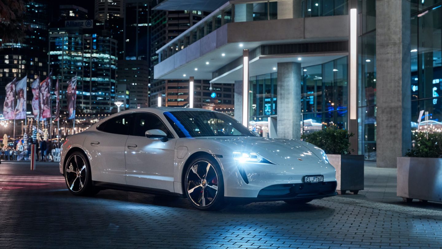 Taycan 4S, Sydney, 2021, Porsche AG