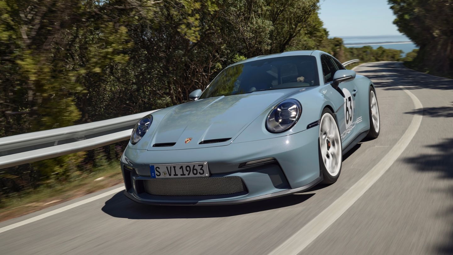 Porsche 911 S/T mit Heritage Design Paket, 2023, Porsche AG