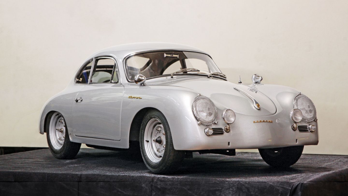 Modelos a escala 1:6 de Jordi Reixach, 2023, Porsche Ibérica