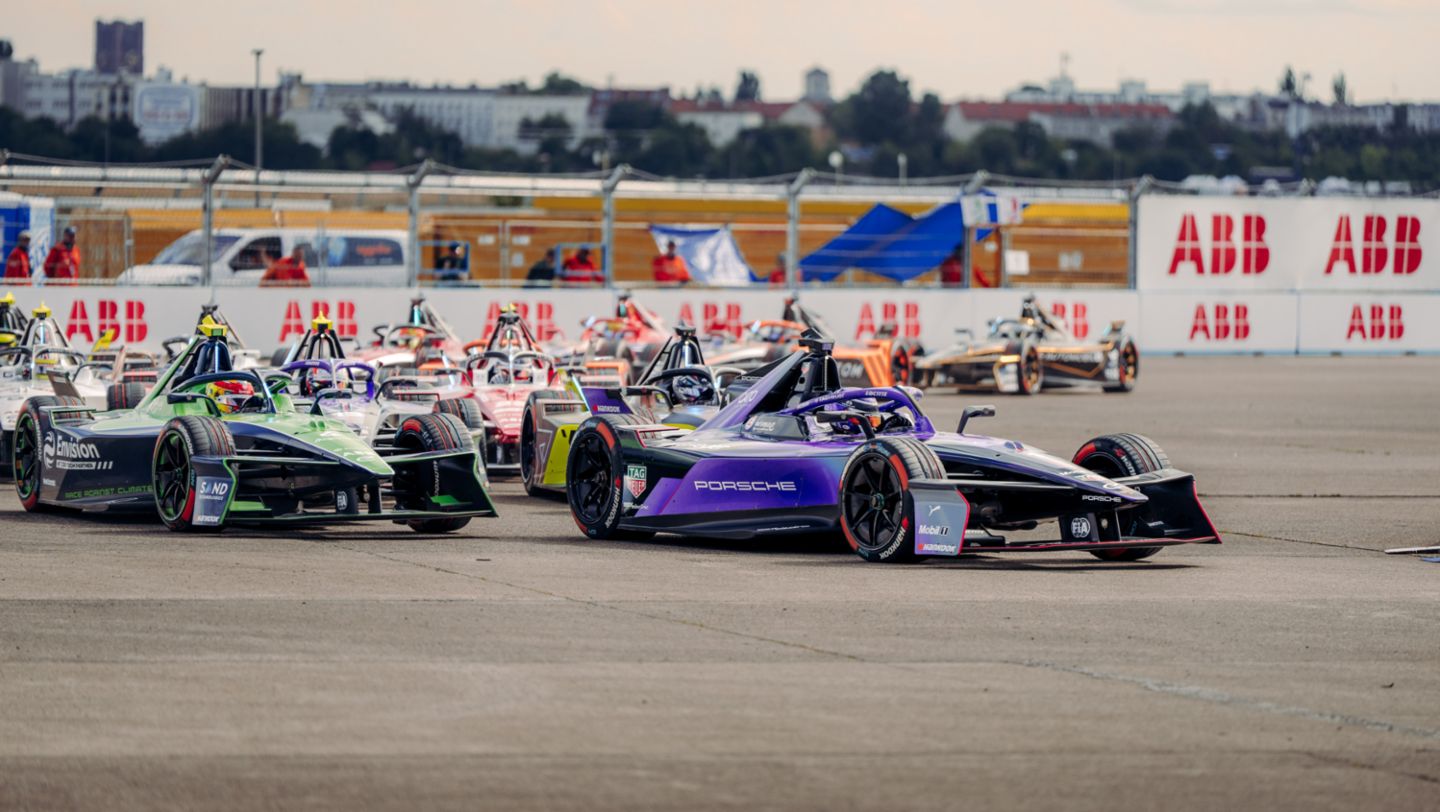 Pascal Wehrlein, Porsche 99X Electric (nº 1), 2ª carrera del E-Prix de Berlín, 2025, Porsche AG
