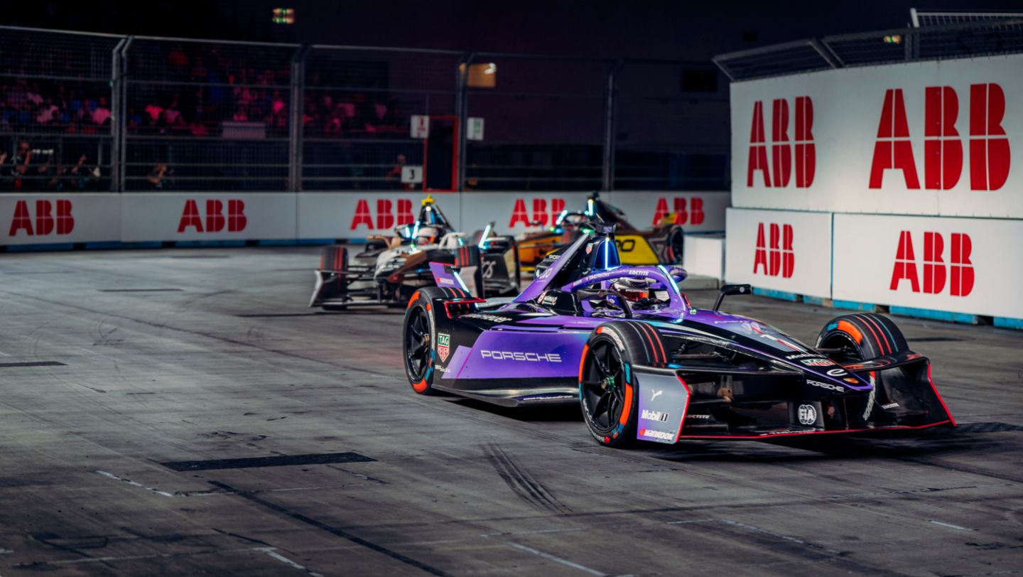 Pascal Wehrlein, Porsche 99X Electric (nº 1), 1ª carrera del E-Prix de Londres, 2025, Porsche AG