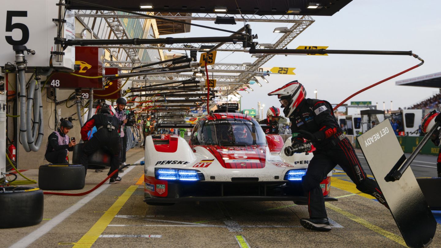 Porsche 963, Porsche Penske Motorsport (nº 5), Julien Andlauer (FRA), Michael Christensen (DIN), Mathieu Jaminet (FRA), Hyperpole 24 Horas de Le Mans, Campeonato del Mundo de Resistencia FIA (WEC), 2025, Porsche AG
