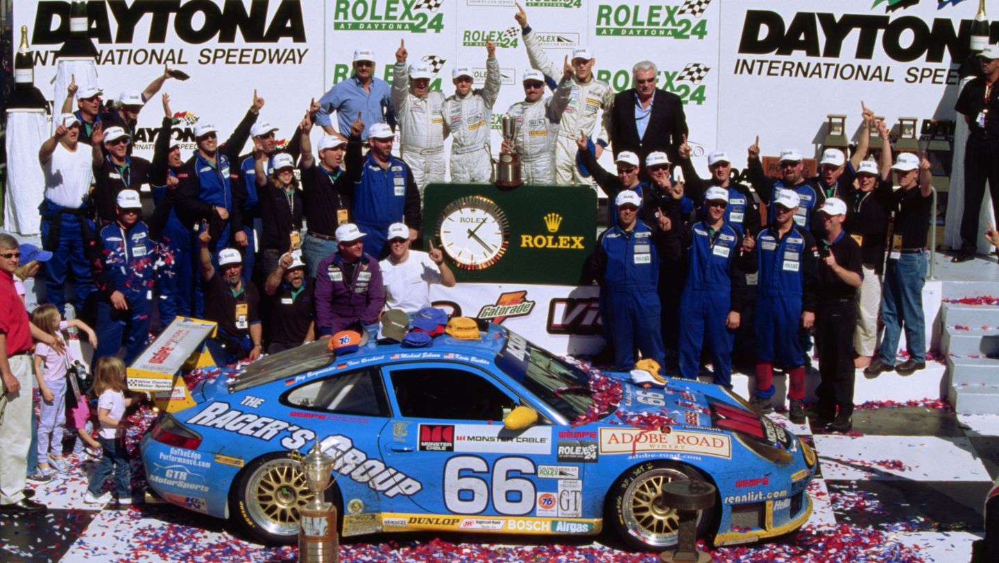 Michael Schrom (EE. UU.), Kevin Buckler (EE. UU.), Jörg Bergmeister (ALE), Timo Bernhard (ALE), Porsche 911 GT3 RS, 2003, Porsche AG