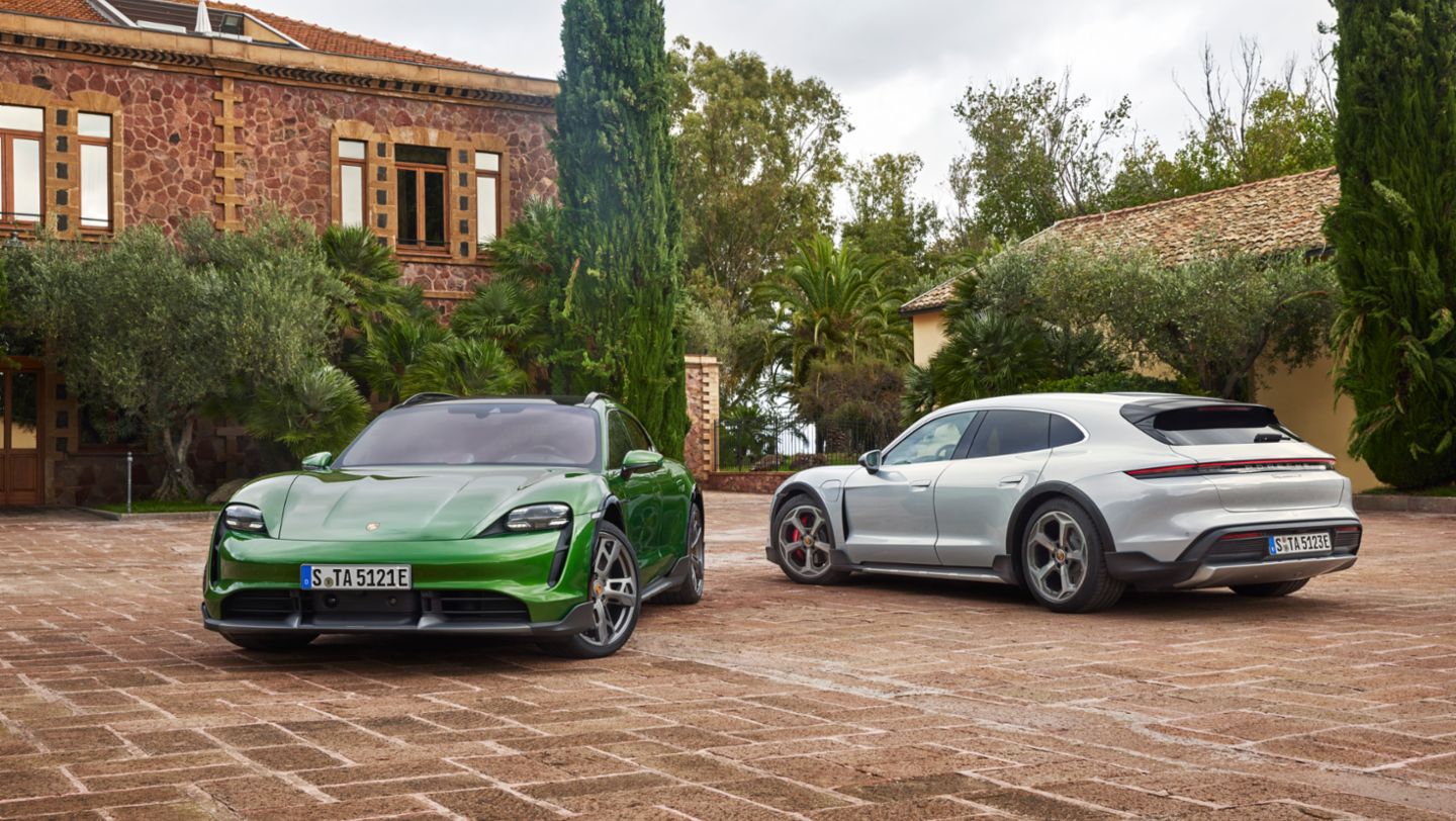 En Chile están disponibles el Porsche Taycan (en cinco versiones) y el Taycan Cross Turismo (en tres versiones).