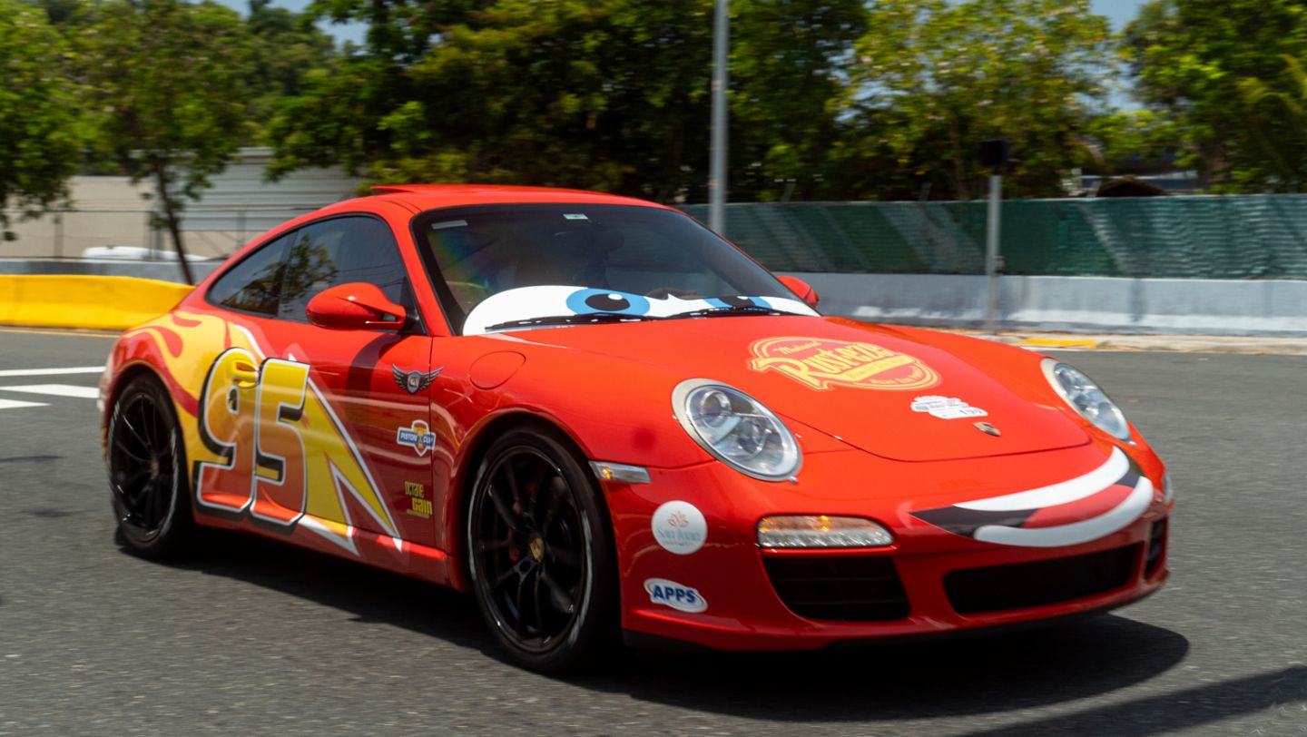 Superhéroes Porsche recaudan más de 30 000 dólares para la distrofia muscular en Puerto Rico